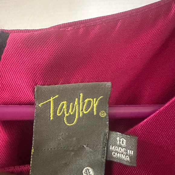 Fuchsia tea length dress - Picture 2 of 3